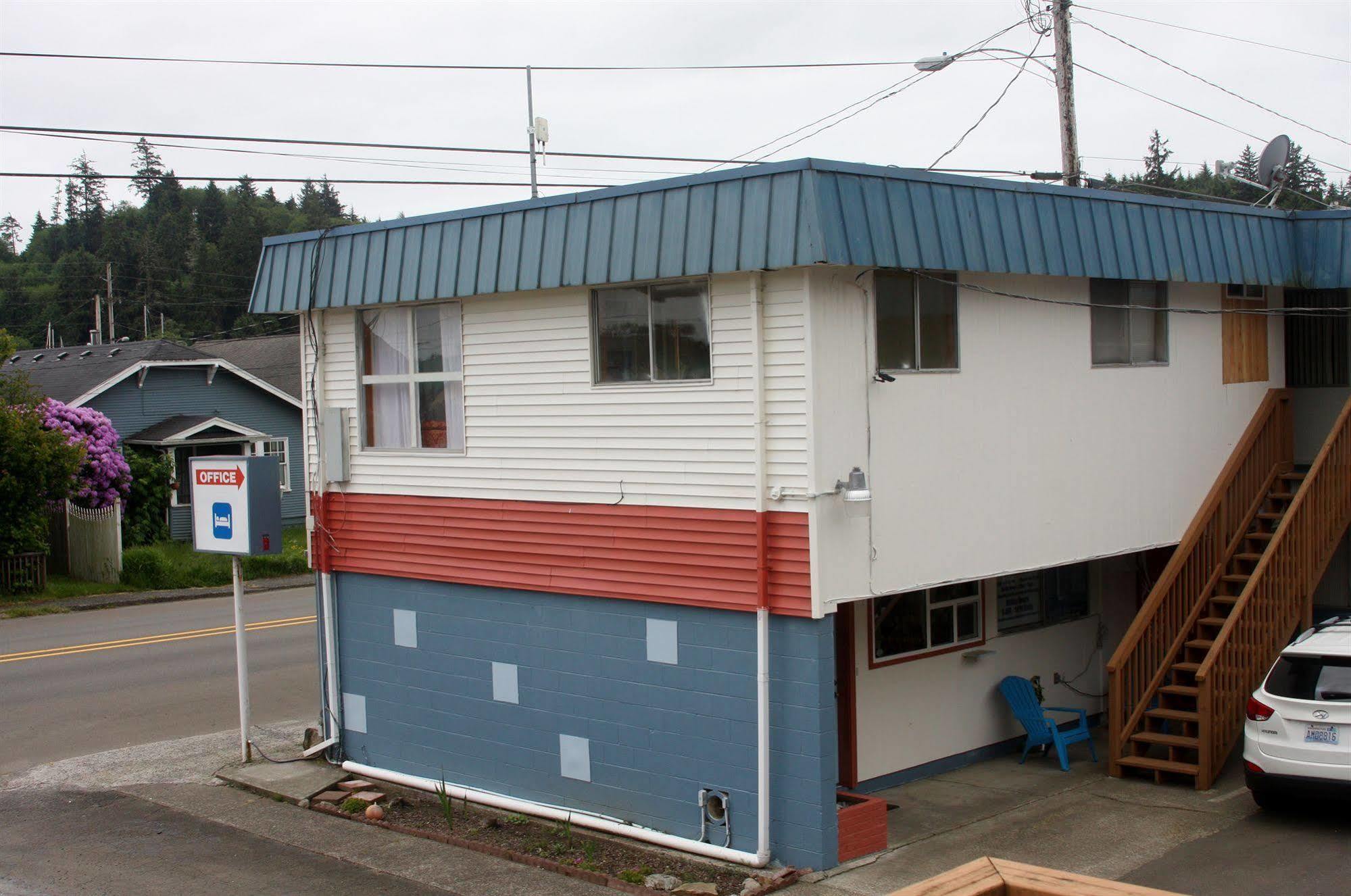 Heidi'S Inn Ilwaco Exterior photo